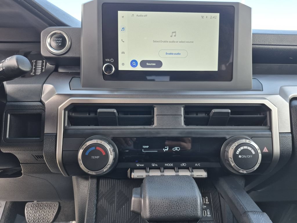 Used 2025 Toyota 4Runner SR5 AWD/4WD image 8