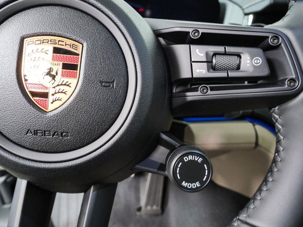 New 2026 Porsche Panamera 4 AWD/4WD image 11