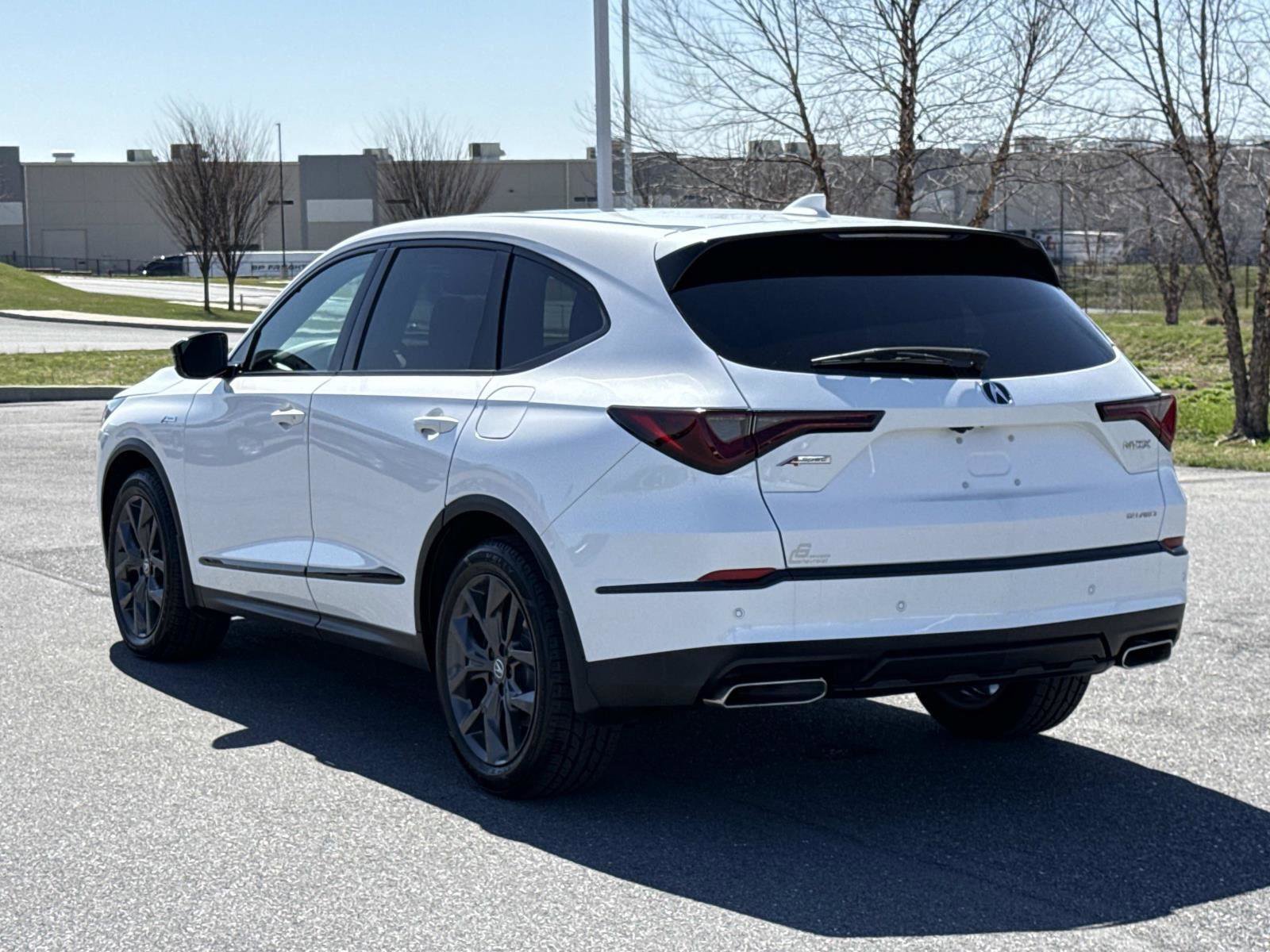Used 2023 Acura MDX A-Spec image 27