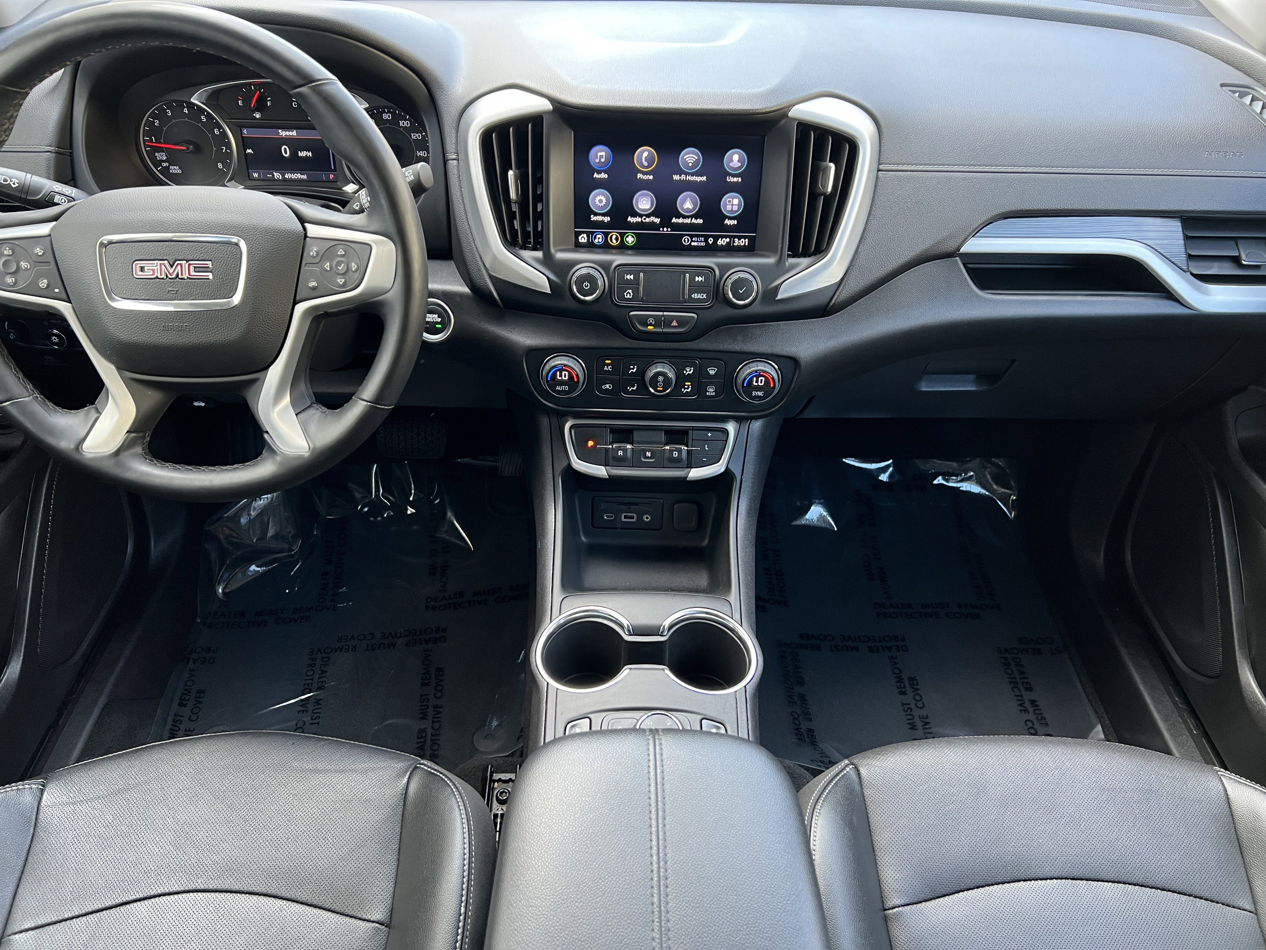 Used 2024 GMC Terrain SLT image 32