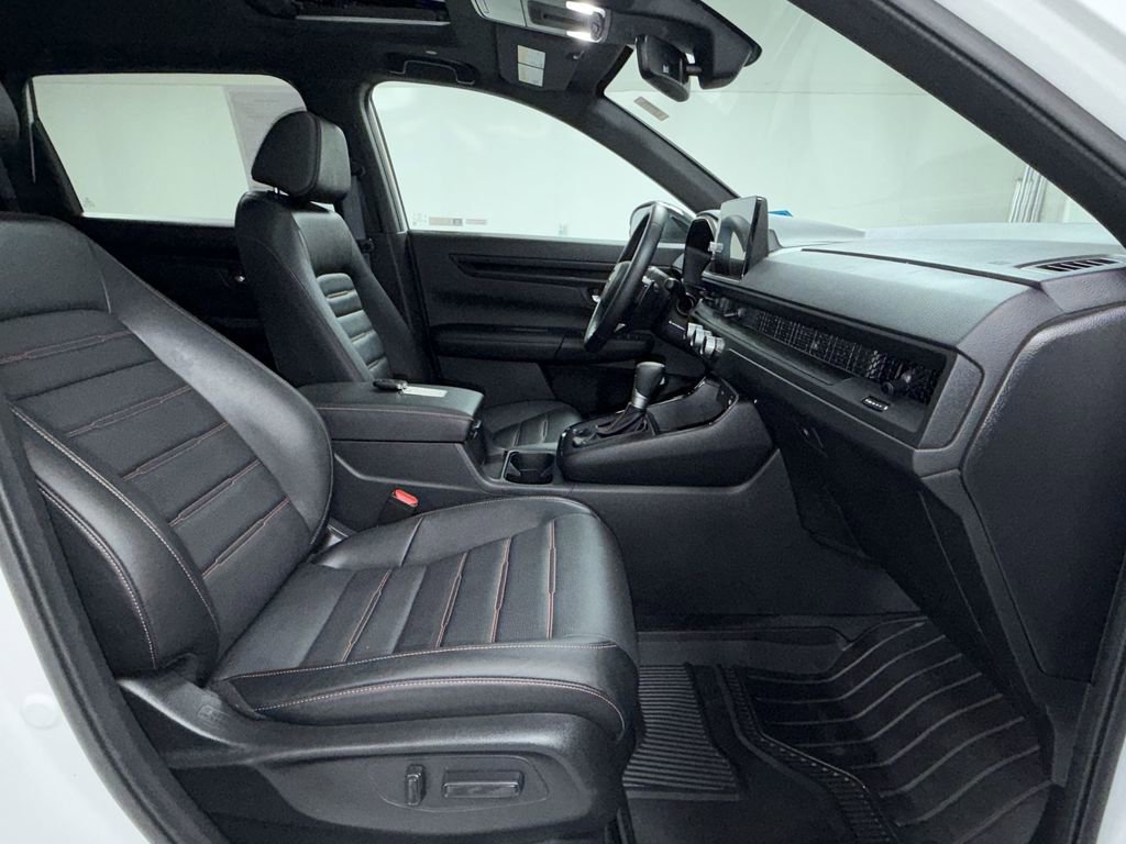 Used 2025 Honda CR-V Sport-L image 14