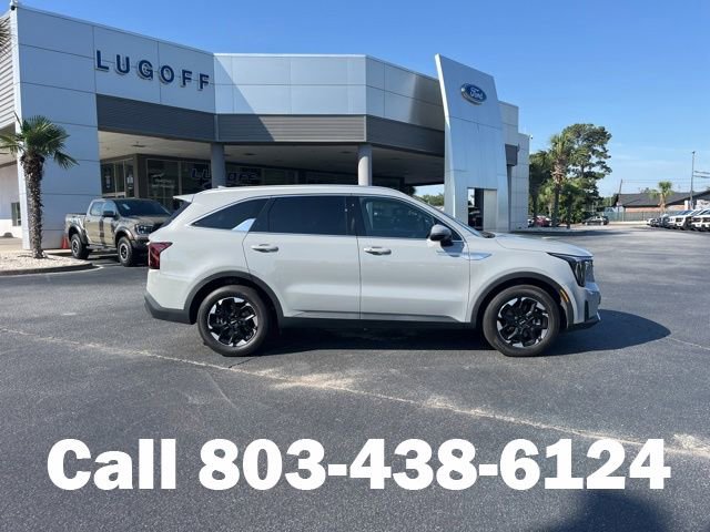 Used 2024 Kia Sorento S w/ Panoramic Sunroof Package FWD image 2