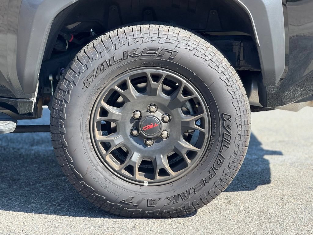 Used 2025 Toyota 4Runner TRD Off-Road Premium w/ Tow Technology Package AWD/4WD image 3