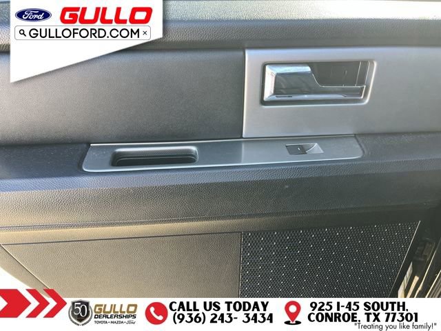 Used 2017 Ford Expedition Limited w/ Equipment Group 301A AWD/4WD image 17