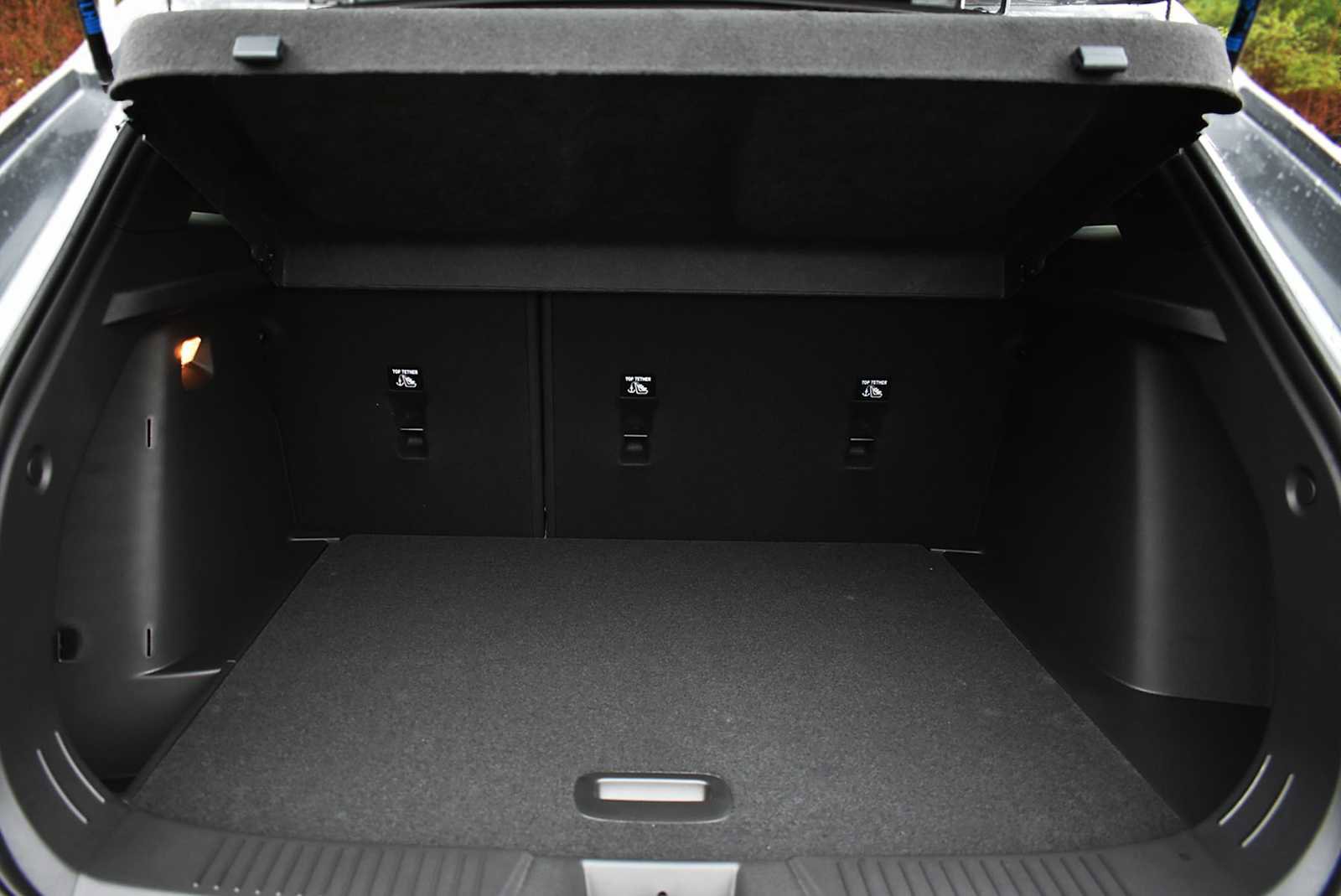 New 2026 Chevrolet Trax RS w/ Sunroof Package image 8