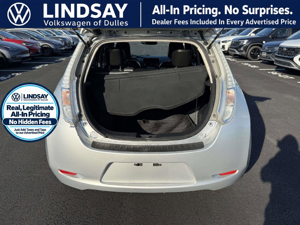 Used 2017 Nissan Leaf SL w/ Premium Package FWD image 14
