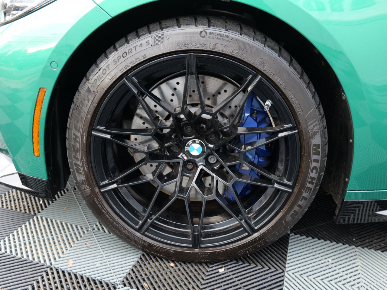 Used 2022 BMW M4 xDrive Competition image 81