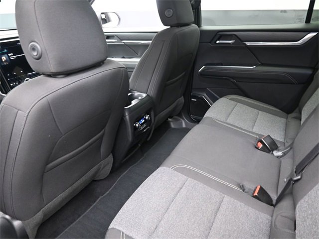 Used 2025 GMC Acadia Elevation image 19