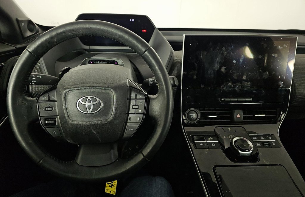 Used 2024 Toyota bZ4X Limited image 10