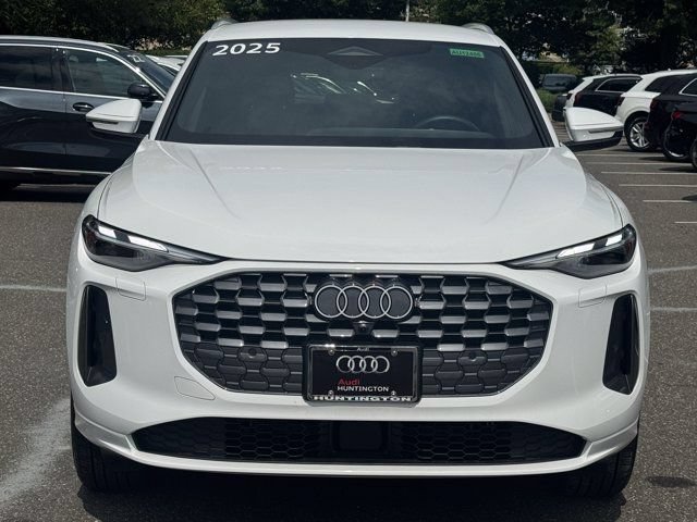Used 2025 Audi Q5 Premium w/ Convenience Package AWD/4WD image 2