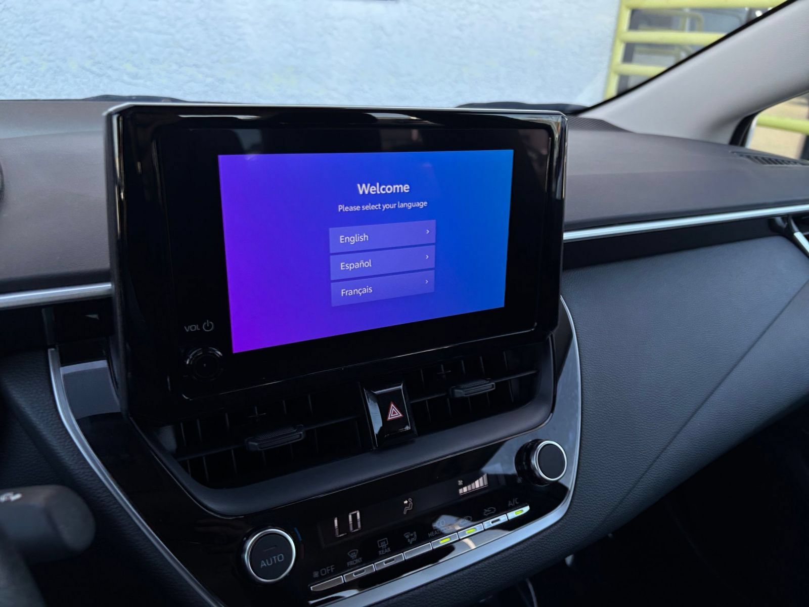 Used 2025 Toyota Corolla LE FWD image 17