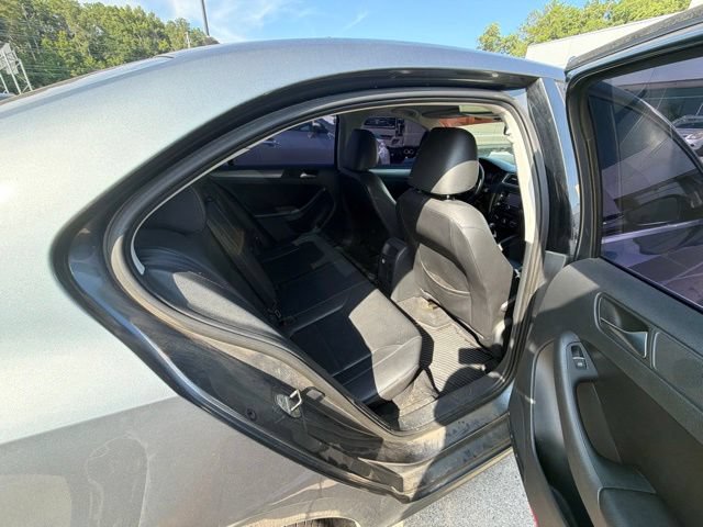 Used 2013 Volkswagen Jetta TDI FWD image 34