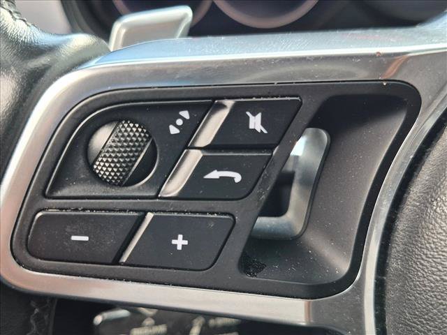 Used 2018 Porsche Panamera image 14