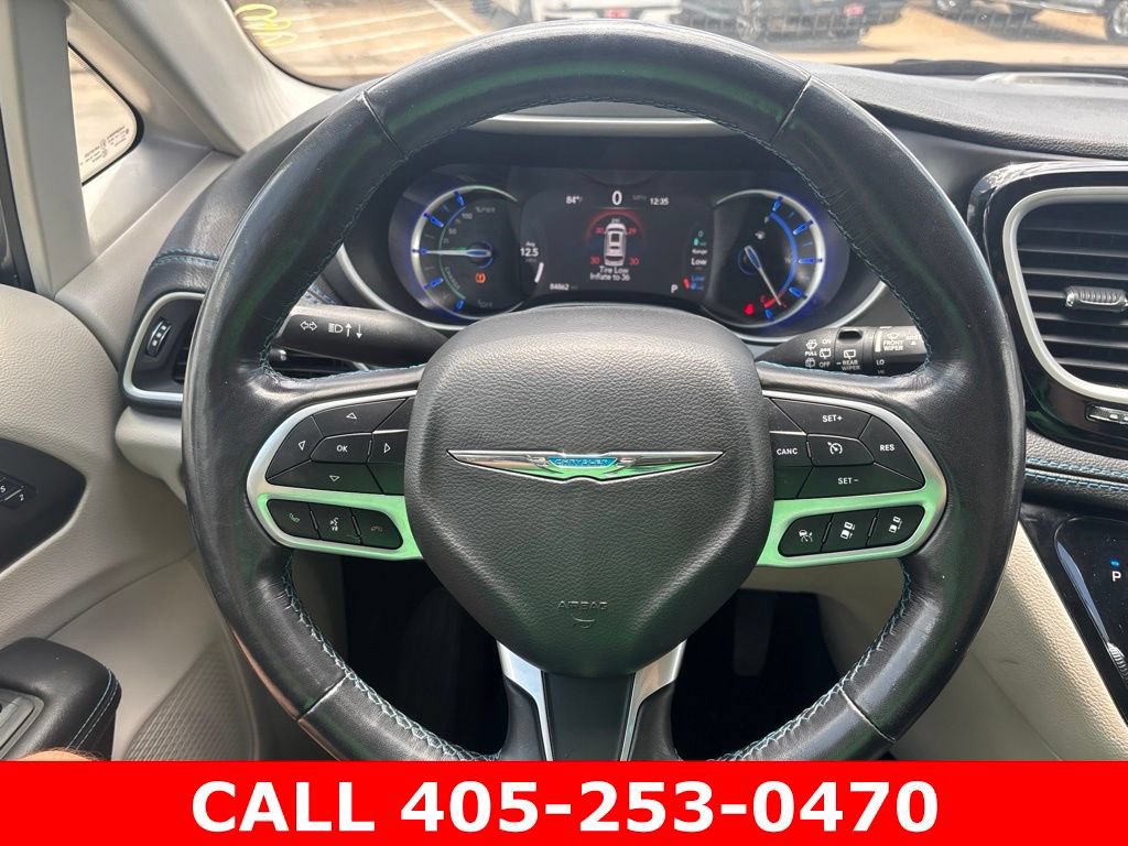 Used 2021 Chrysler Pacifica Touring-L FWD image 10
