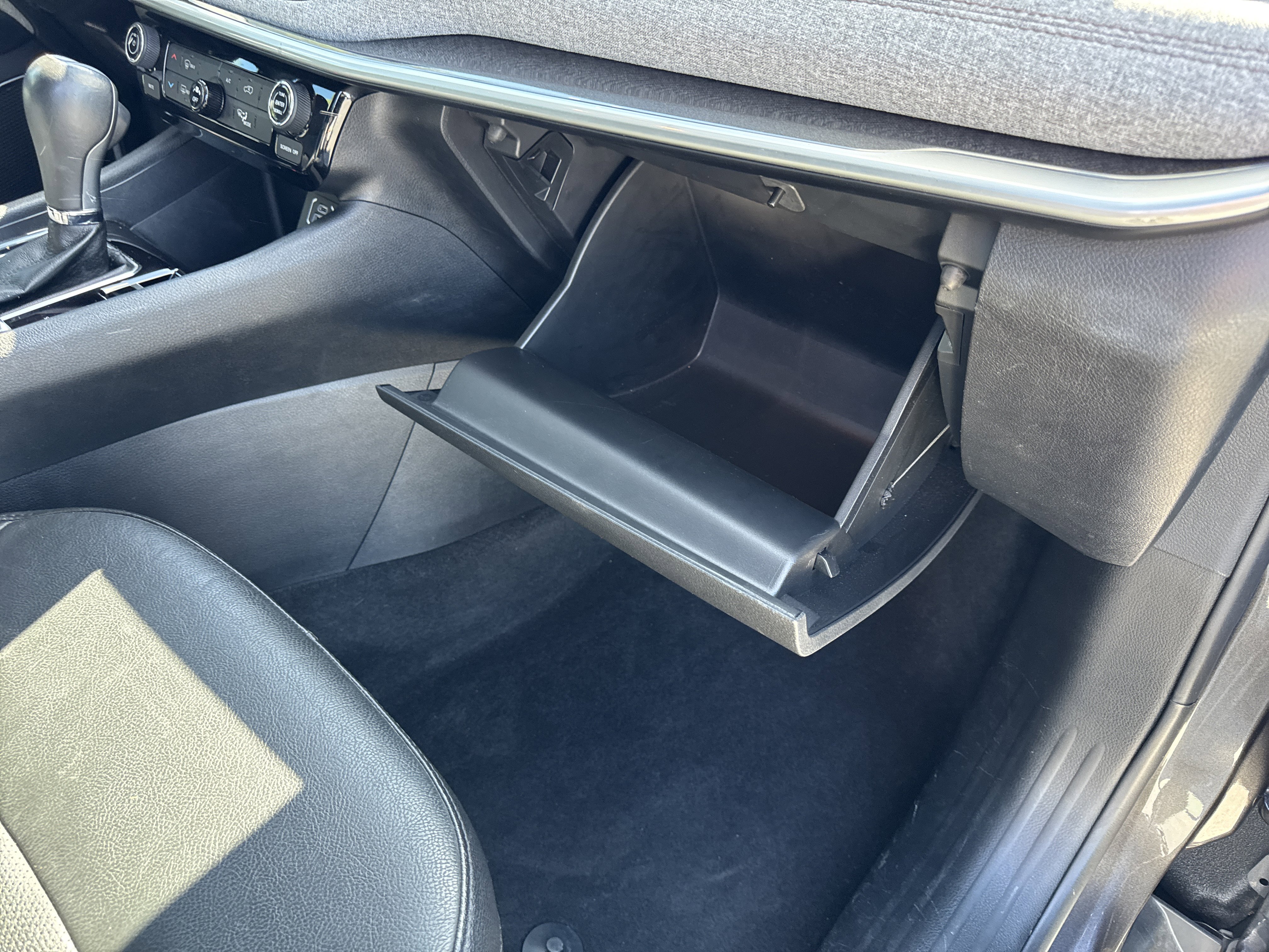 Used 2022 Jeep Compass Latitude image 18