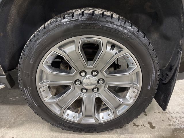 Used 2016 GMC Yukon Denali image 13