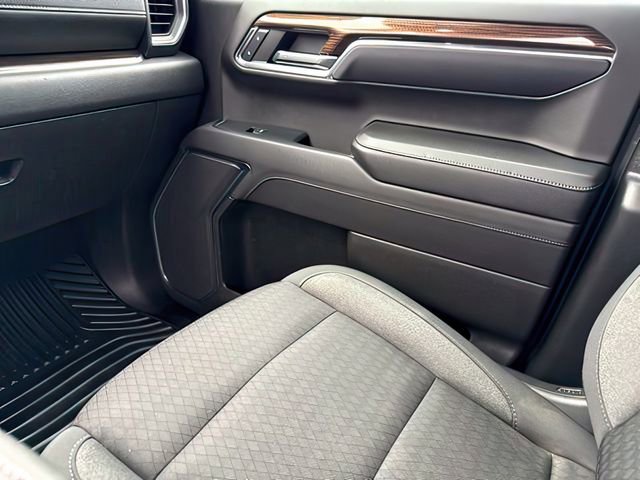 Used 2023 Chevrolet Silverado 1500 LT image 30