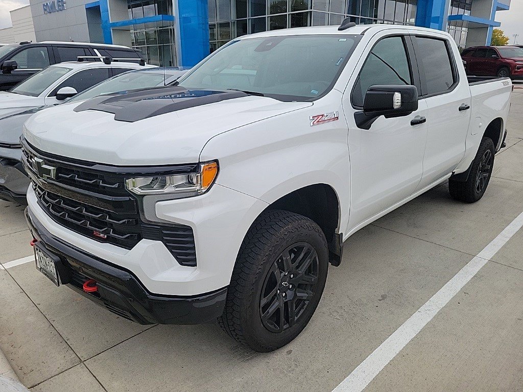 Used 2024 Chevrolet Silverado 1500 LT Trail Boss w/ LT Trail Boss Premium Package