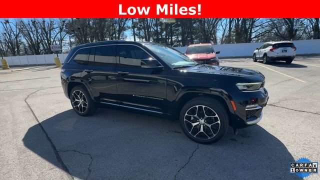 Used 2022 Jeep Grand Cherokee Summit image 2