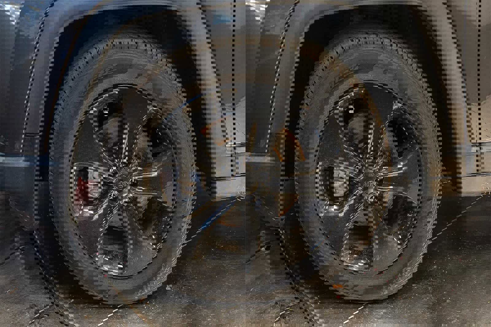 Used 2020 Jeep Compass Latitude image 11