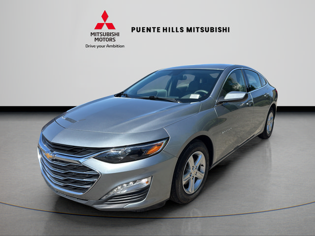 Used 2024 Chevrolet Malibu LT FWD image 1
