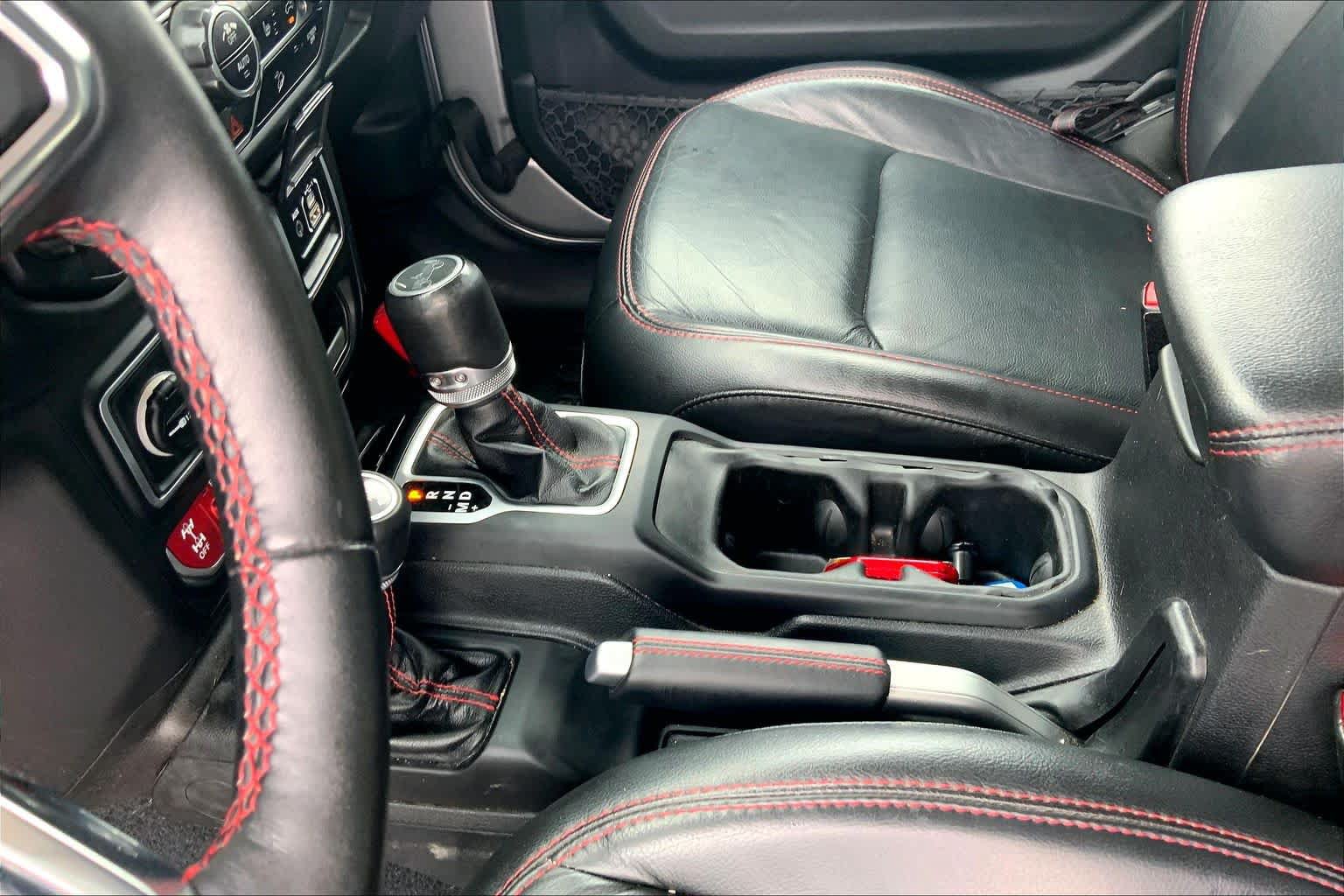 Used 2018 Jeep Wrangler Unlimited Rubicon AWD/4WD image 17