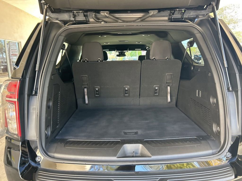 Used 2023 Chevrolet Suburban LS image 36