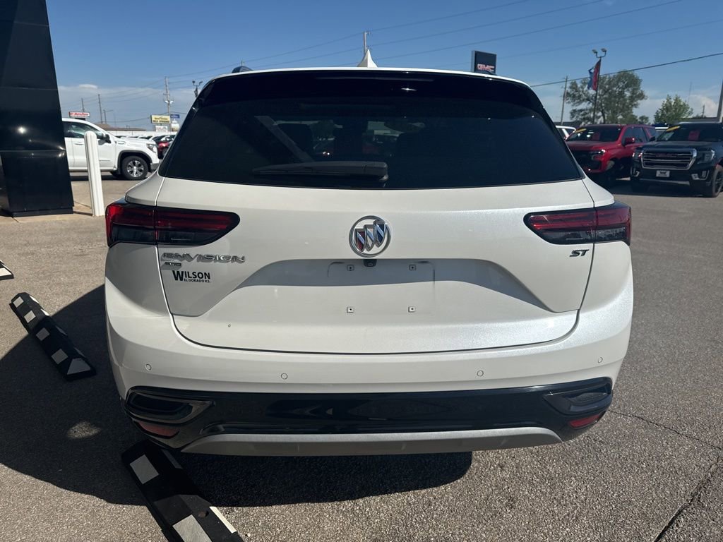 Used 2023 Buick Envision Essence w/ Technology Package I AWD/4WD image 4