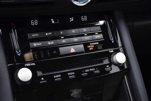 Used 2025 Lexus IS 500 w/ Accessory Package 2 RWD image 15