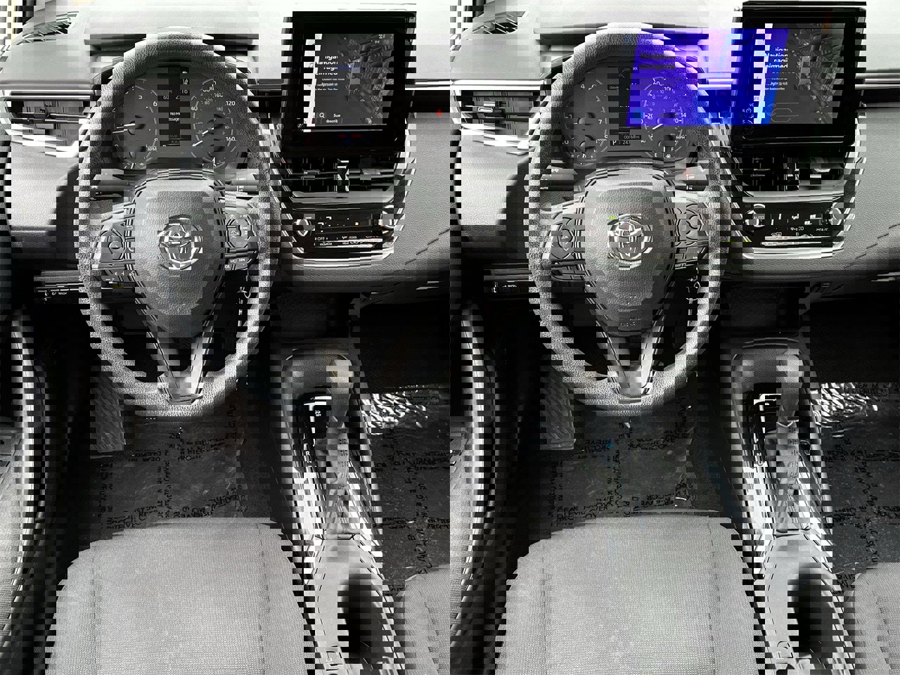 Used 2024 Toyota Corolla LE image 9