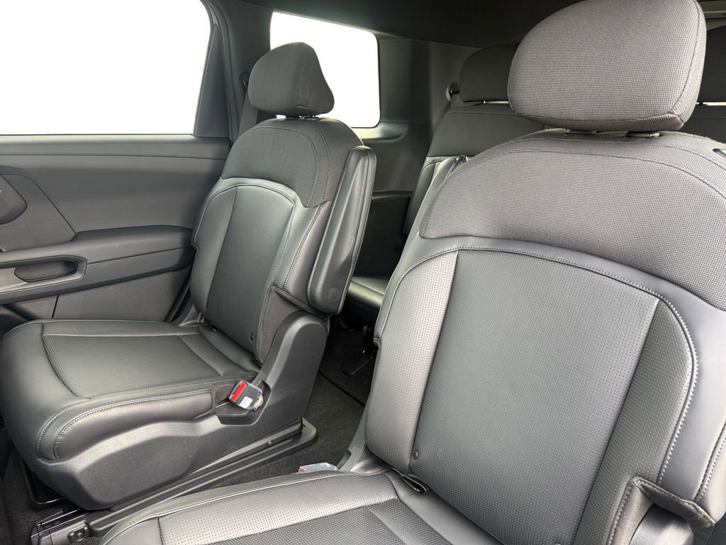 New 2027 Kia Telluride S image 14