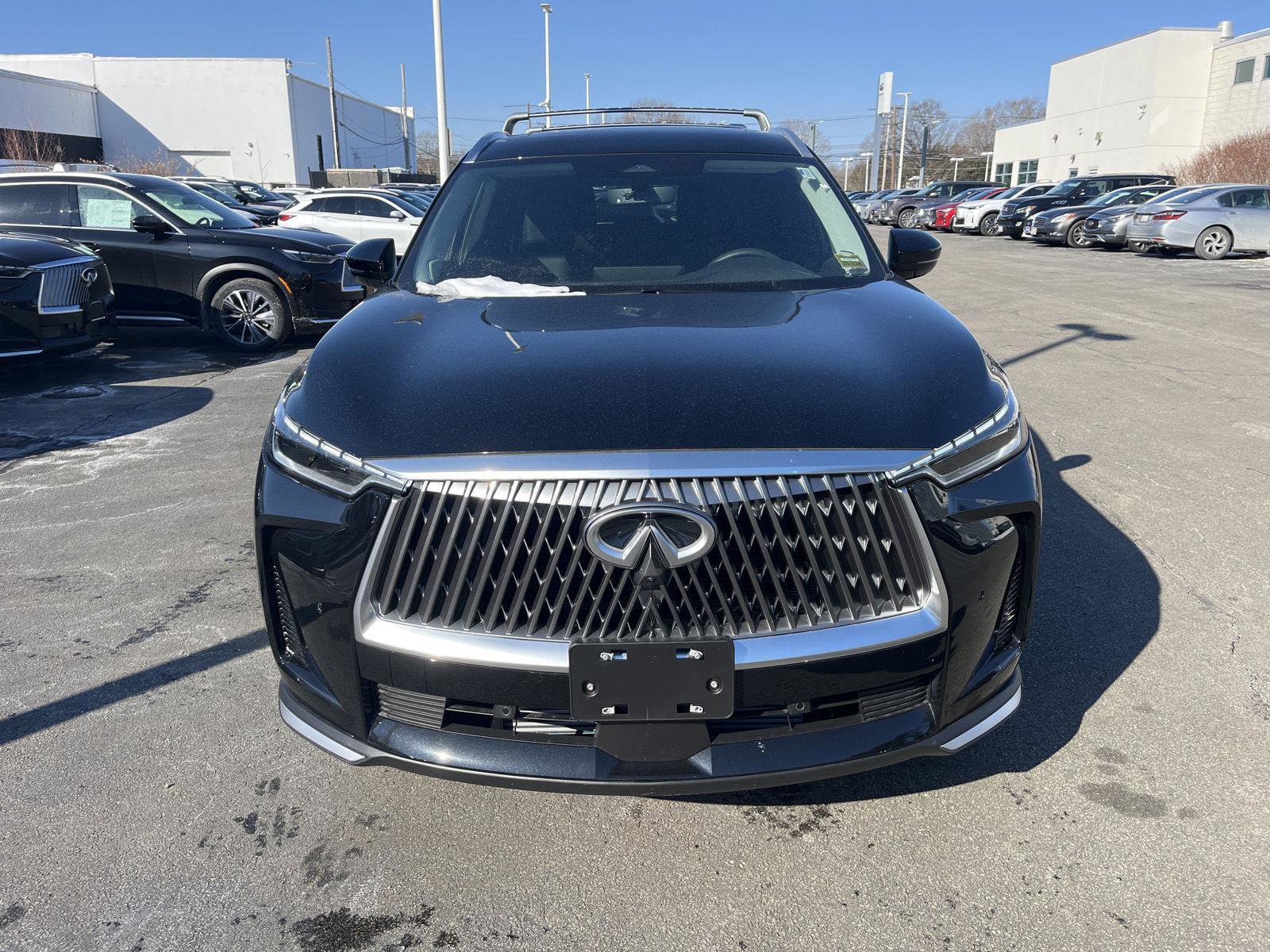 New 2026 INFINITI QX60 Luxe w/ Family Package image 8