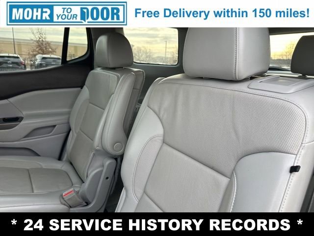 Used 2020 GMC Acadia SLT w/ Driver Alert Package II image 28