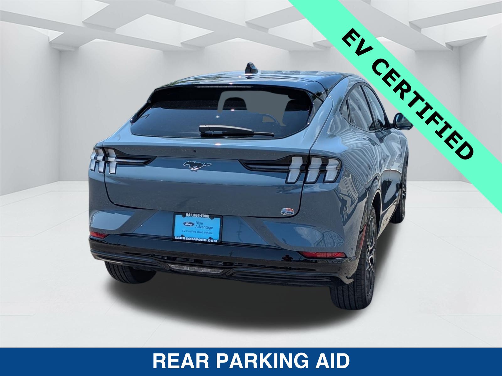Certified 2024 Ford Mustang Mach-E Premium AWD/4WD image 4