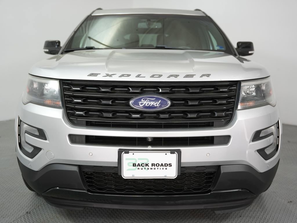 Used 2016 Ford Explorer Sport w/ Equipment Group 401A image 2