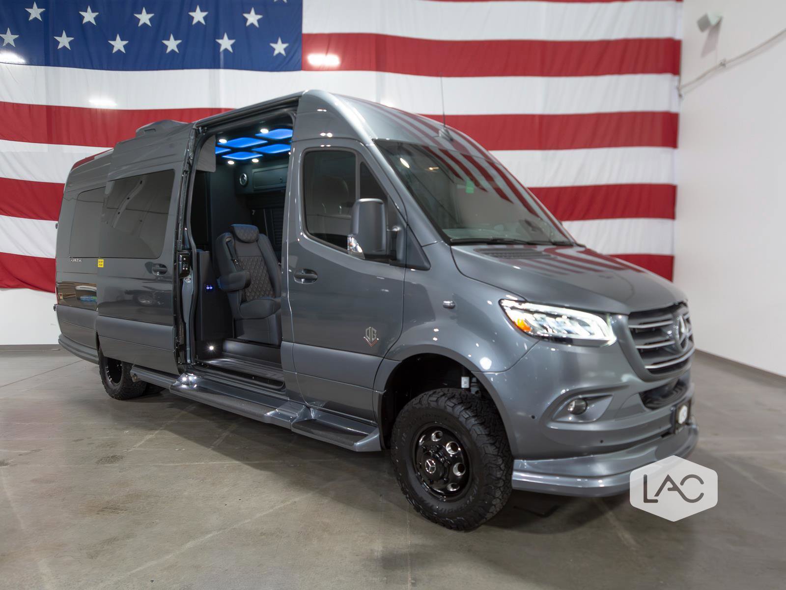 Used 2025 Mercedes-Benz Sprinter 3500 image 39