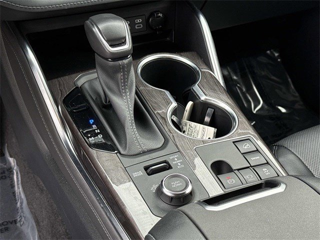 Used 2023 Toyota Highlander Limited image 23
