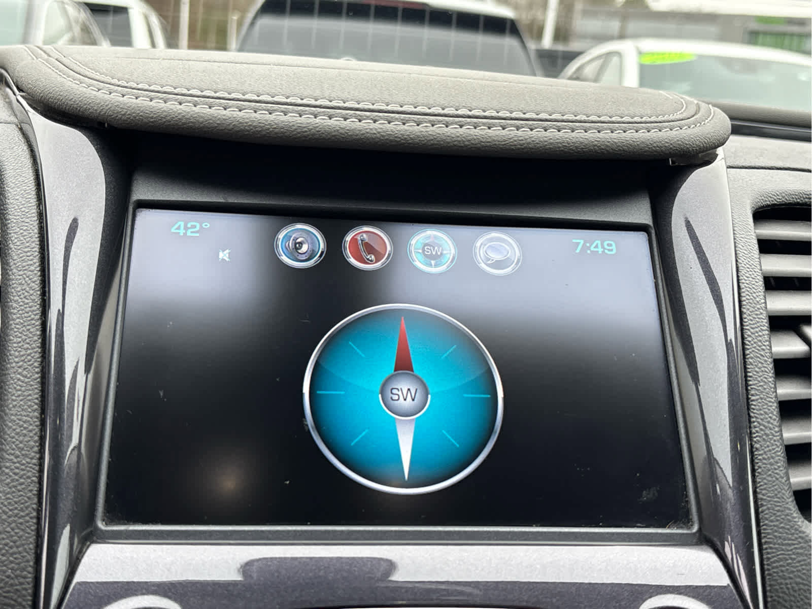 Used 2018 Chevrolet Impala LT image 19