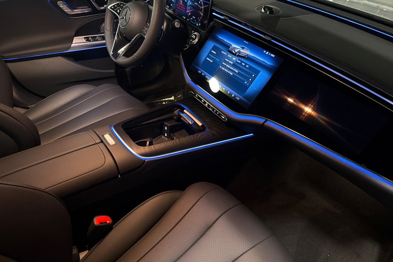 New 2027 Mercedes-Benz E 450 4MATIC Sedan image 14