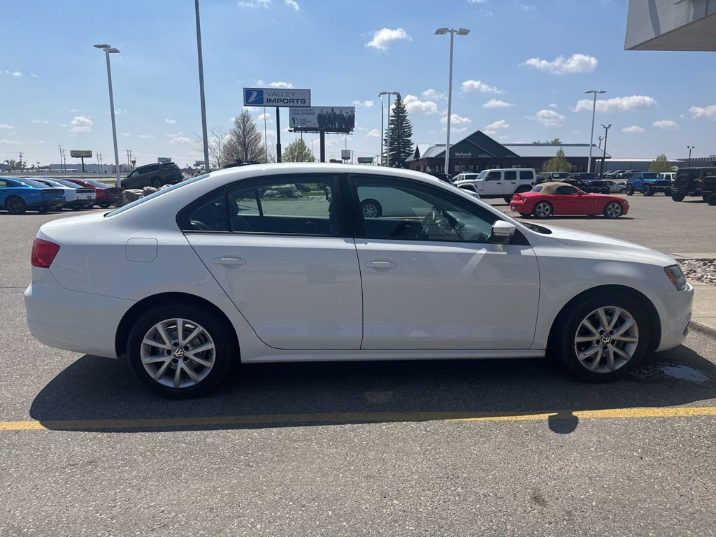 Used 2012 Volkswagen Jetta SE FWD image 8