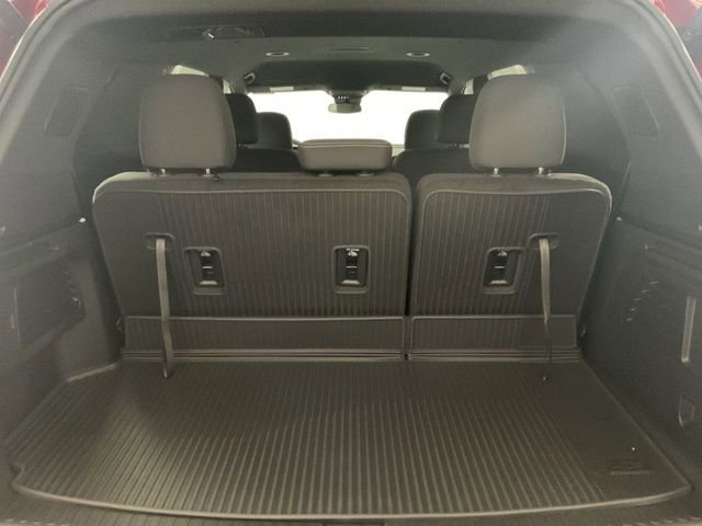 New 2026 Chevrolet Traverse LT w/ LPO, Floor Liner Package image 30