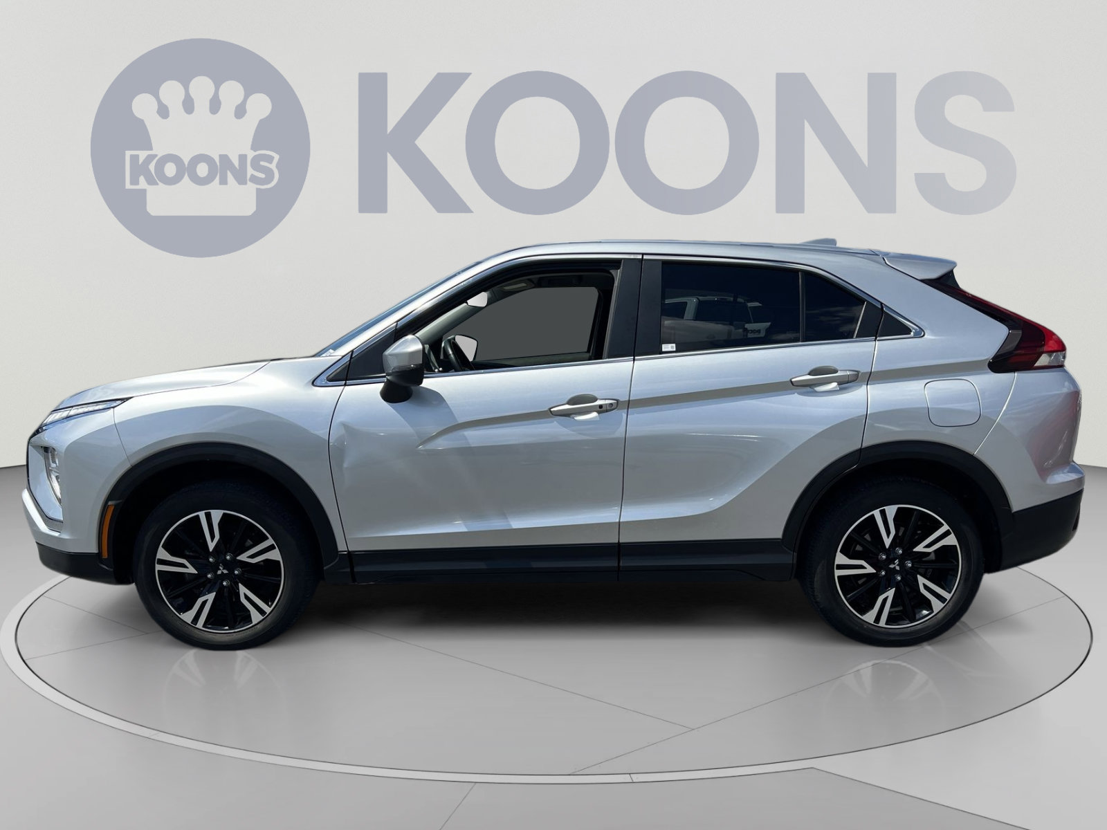 Used 2024 Mitsubishi Eclipse Cross SE AWD/4WD image 2