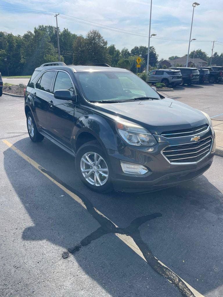 Used 2017 Chevrolet Equinox LT w/ Convenience Package FWD image 4