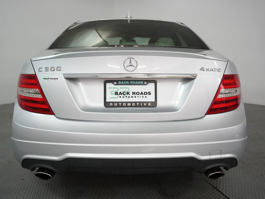 Used 2012 Mercedes-Benz C 300 4MATIC Sedan w/ Premium 1 Pkg image 8