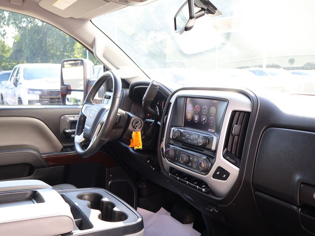 Used 2016 GMC Sierra 3500 SLT AWD/4WD image 35