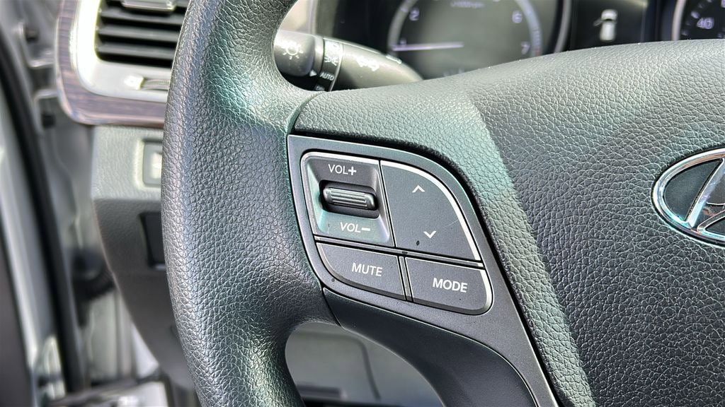 Used 2018 Hyundai Santa Fe Sport AWD/4WD image 13
