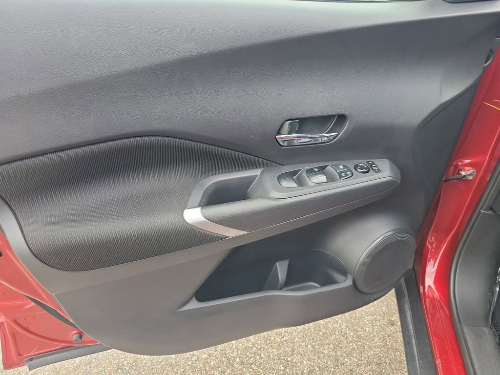 Used 2023 Nissan Kicks SV FWD image 15
