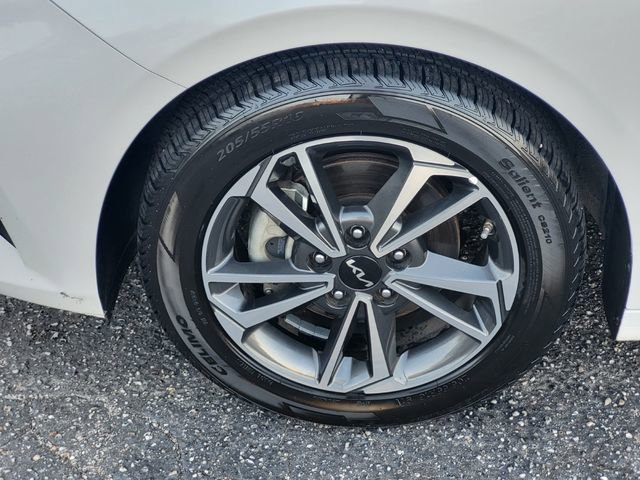 Used 2023 Kia Forte LXS image 8