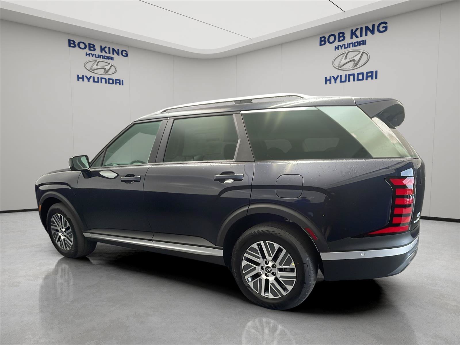 New 2026 Hyundai Palisade SEL Premium FWD image 3