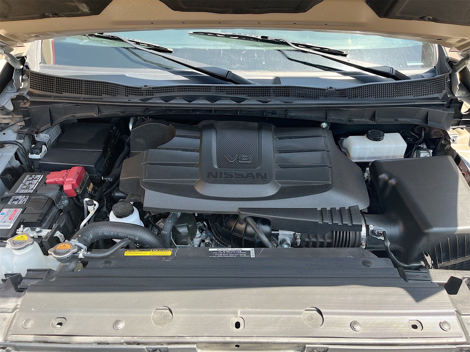 Used 2024 Nissan Titan PRO-4X w/ Pro-4x Convenience Package image 30